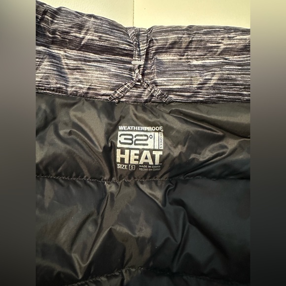 32 degrees vest - Picture 3 of 4